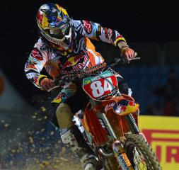 Новости Pirelli: Херлингс и Pirelli на верхней ступени подиума в классе MX2 Чемпионата мира по мотокроссу (FIM)