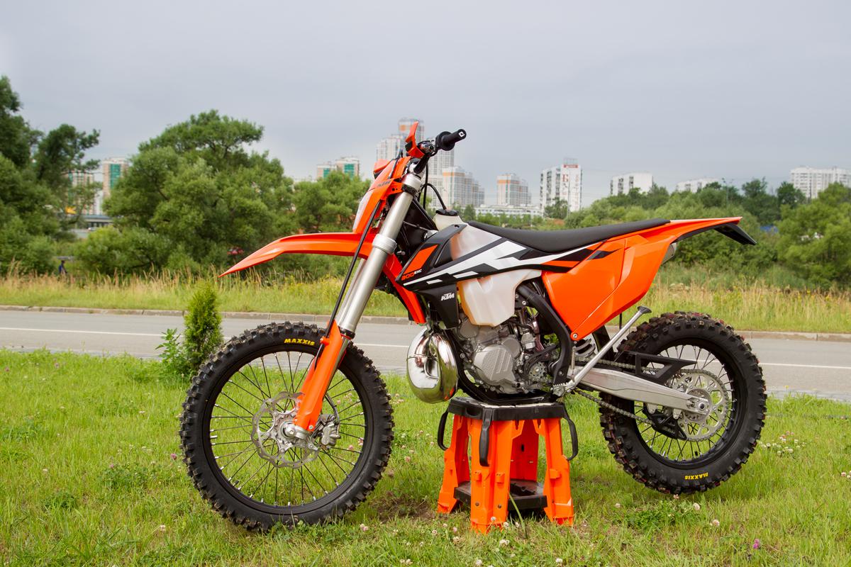 KTM EXC Модельный год