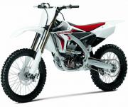 «Четыре такта» 2015 года от Yamaha.